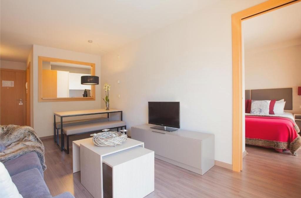 Tarter Mountain Suites