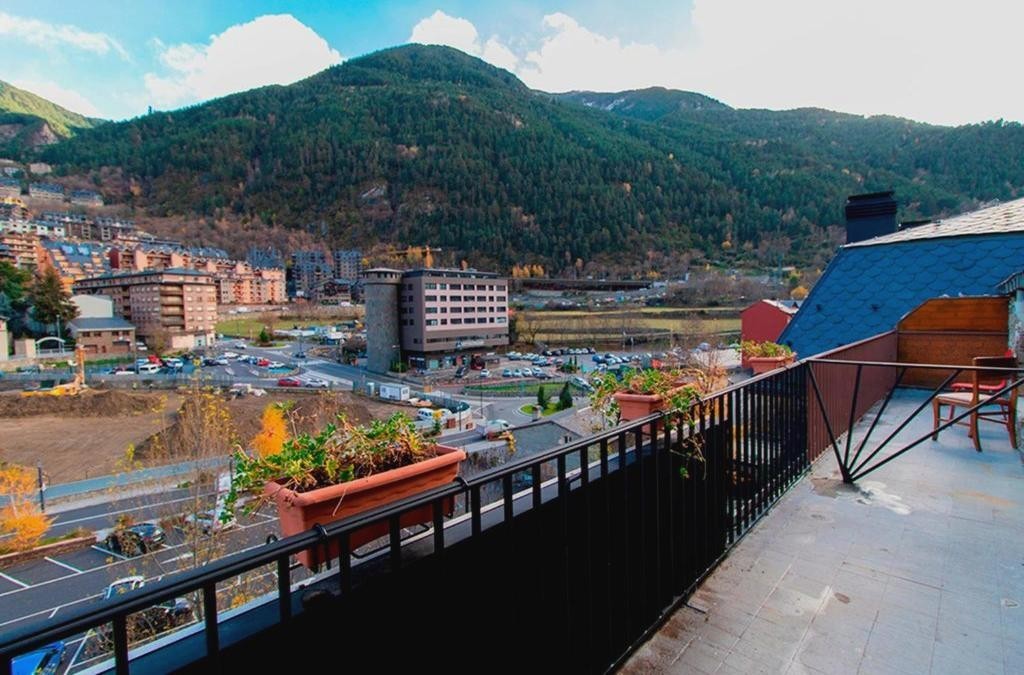 Hotel Pere d'Urg 3000
