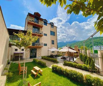 Aurelia Hotel & Restaurant