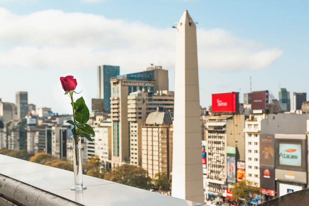 Park Silver Obelisco