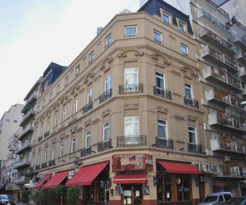 Europlaza And Suites