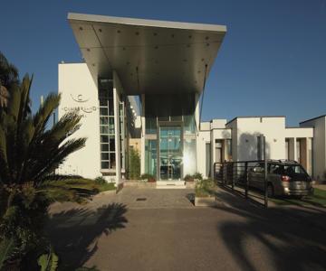 Camberland Resort & Suites Pilar