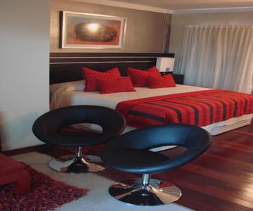 Zoom Apartments