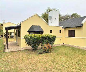 Cabanas Costa Vergel