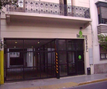 Llanura Hostel