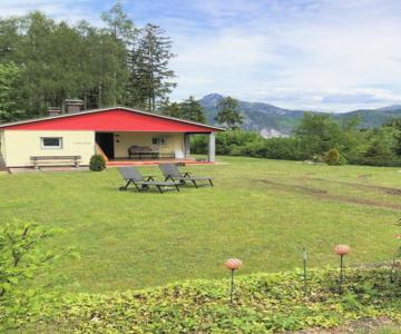 Ferienhaus Am Traunsee Mit Bergsicht