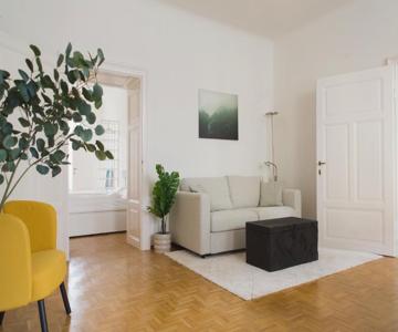 Bright City Apartment