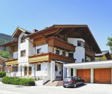 Apartment In Filzmoos Near Ski Amadé