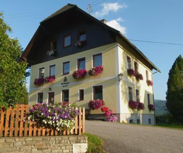 Ferienwohnungen Bachergut