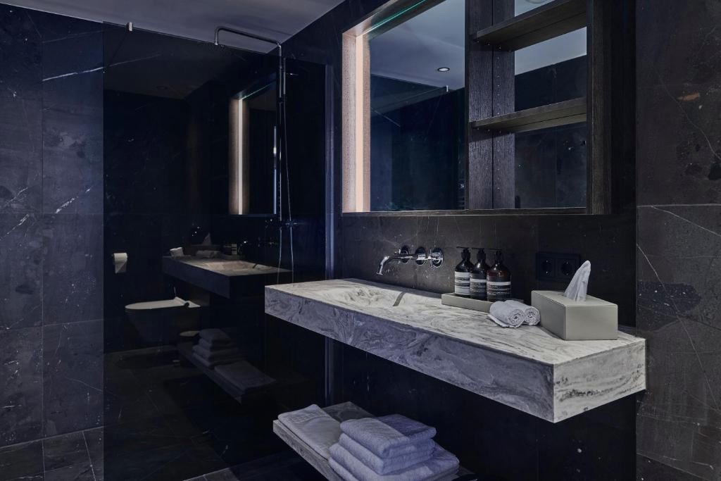 Chalet Ischgl - Modern Luxury Residences
