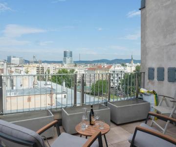 360 View Loft 3