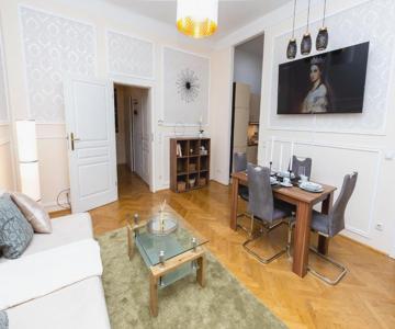 Austrian Designed Home Close To City Centre