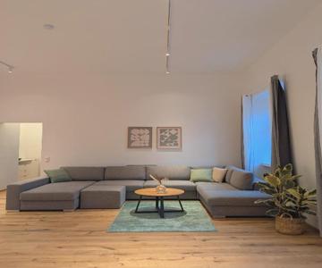 Apartments At Rochusmarkt