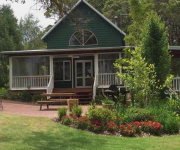 Hillview Chalet
