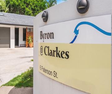 Byron at Clarkes