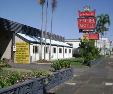 Castle Court Motor Inn