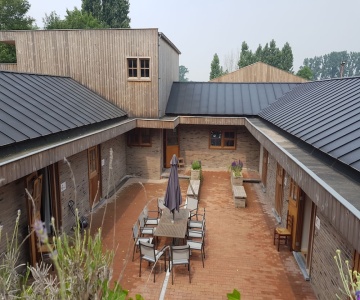 Hostel De Steenakker