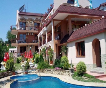 Perla Family Hotel