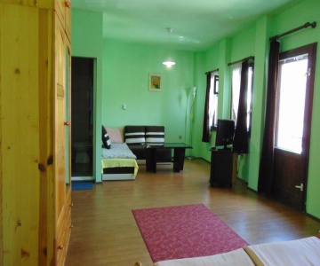 Guest House The House