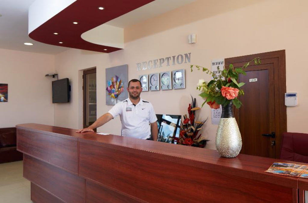 Yalta Family Hotel