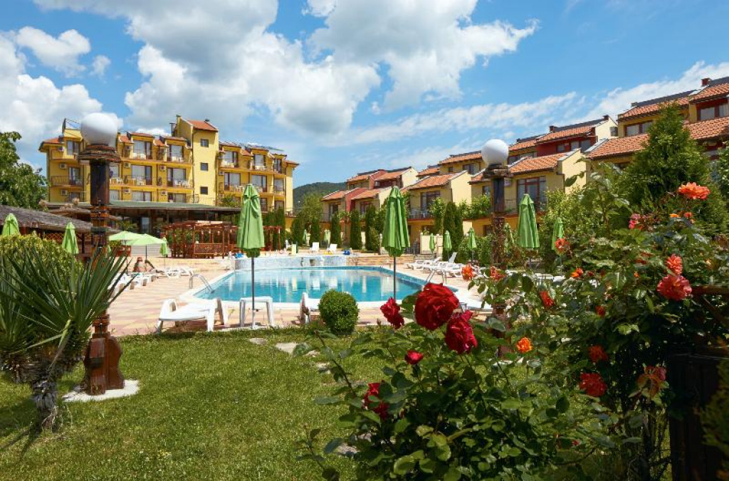 Yalta Family Hotel