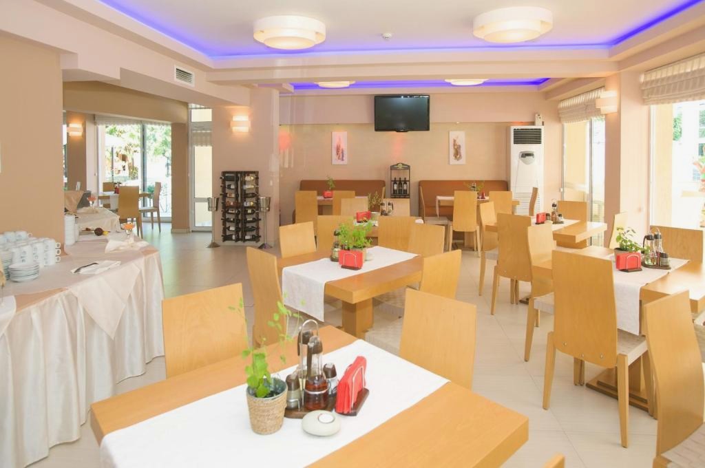 Karlovo Hotel