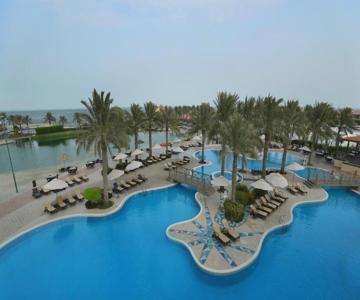 Al Bander Resort