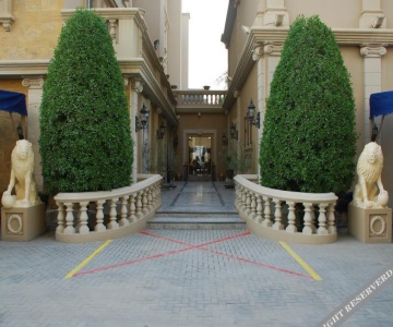 Riviera Palace