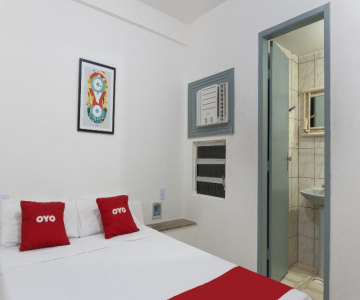 Hotel Colonial by OYO Rooms