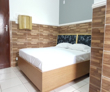 Hotel Montreal by OYO Rooms