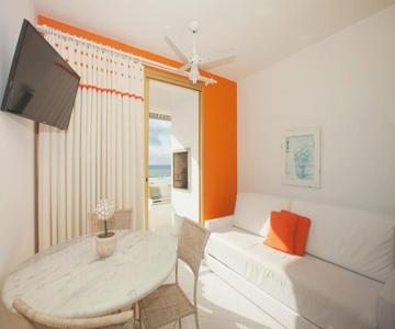 Entremares Residence