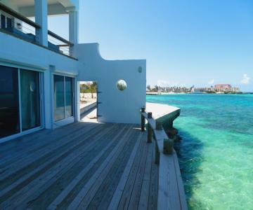 BahaSea Backpackers Hostel