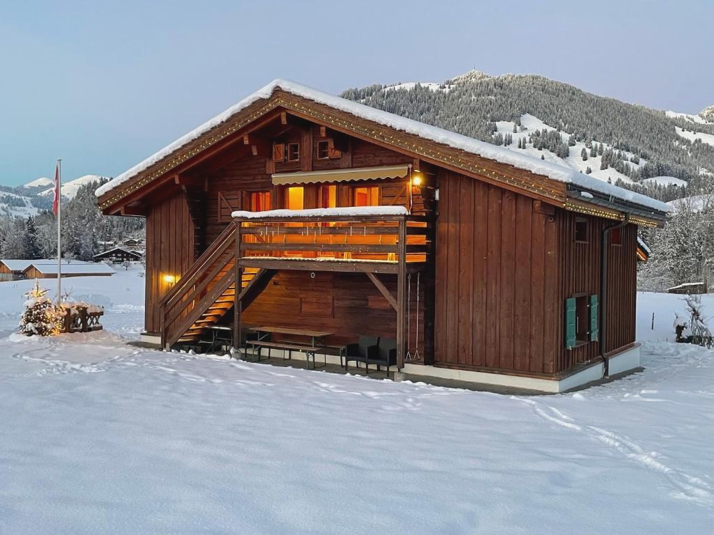Alpenchalet Weidhaus Gstaad - diverse Wohneinheiten