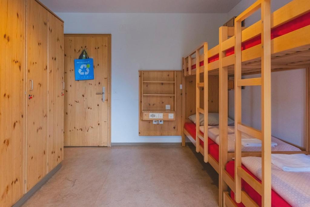 Davos Youth Hostel