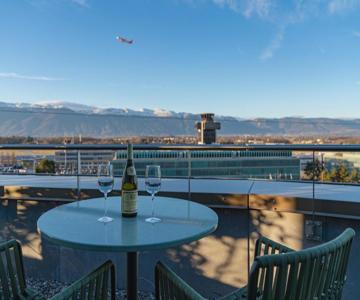 Nash Suites Hotel