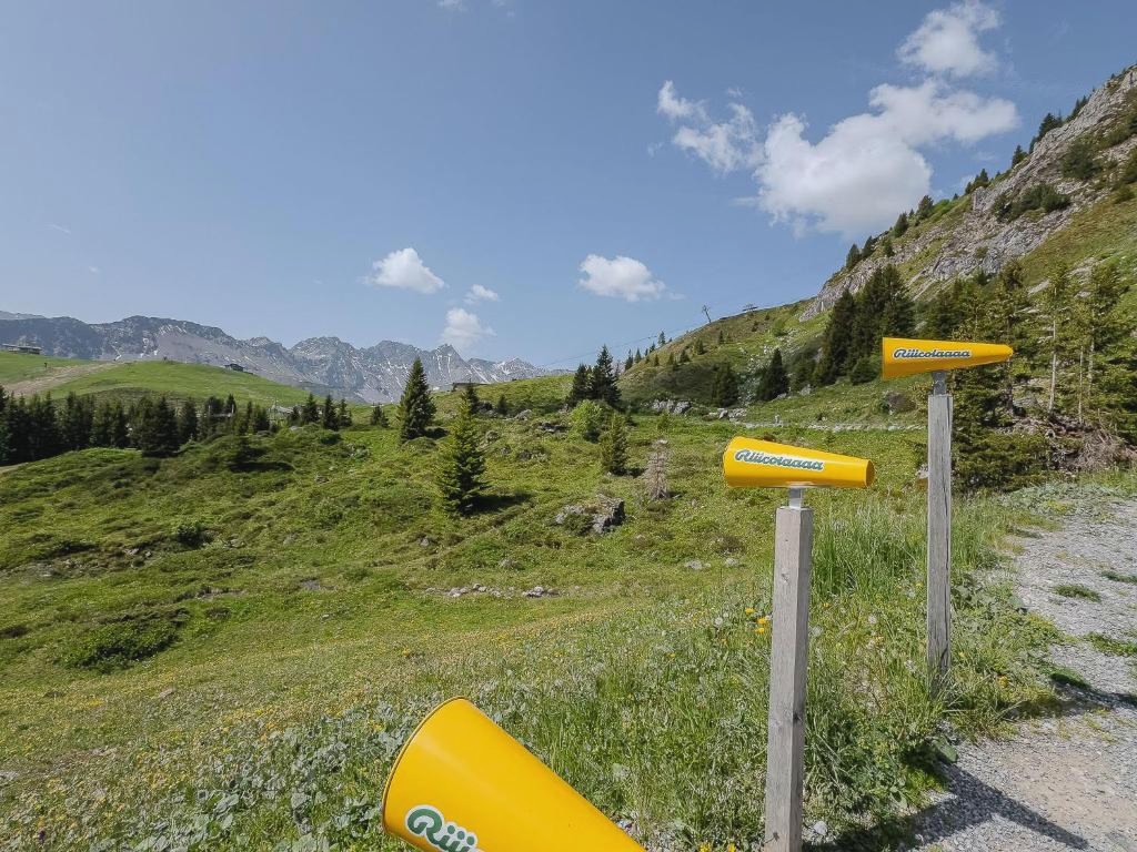 Fortuna 4 by Arosa Vacations, Panoramablick auf die Berge und Parkplatz inklusive