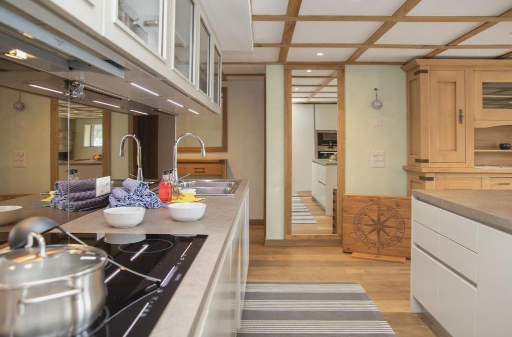 Apartment Chesa Piz Mezdi - St- Moritz by Interhome