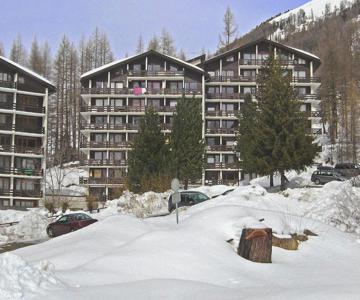 Studio Les Erables Apt 361 By Interhome