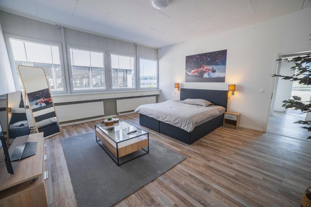 Pit Stop Apartments