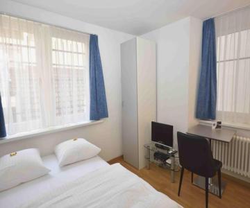 Studio At Famous Location - Stork 21