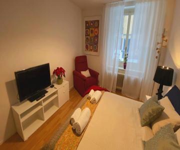 Hilda: Tranquillo Appartamento In Centro