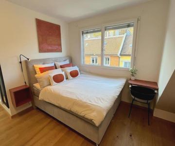 Central & Modern Penthouse-studio With Balcony & Air-condition
