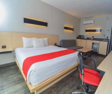 City Express Plus Medellin