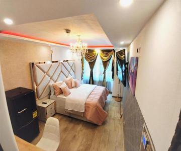 Hotel Boutique Von Astorian