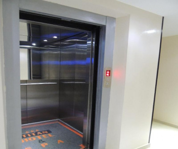 Hotel Titan JJ