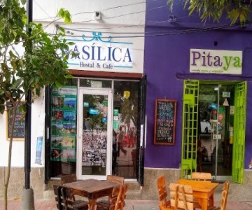 Basilica Hostal Y Cafe