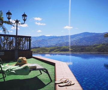 Castillo De Cascadas Finca Hotel