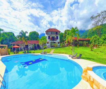 Hotel Kamelot Colonial