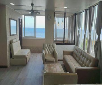Commodore Bay Club