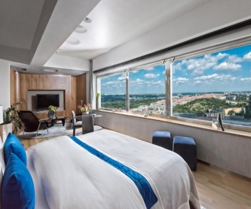 Sky Suite Hotel
